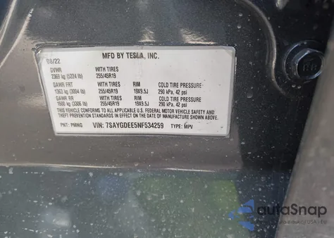 2022 Tesla Model Y Long Range Dual Motor All-Wheel Drive z USA, uszkodzony, nr VIN 7SAYGDEE5NF534259